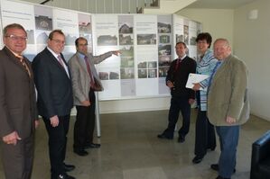 v.l.: Die Abteilungsleiter Winkler und Kießling, ALE-Leiter Hepple mit MdLs Dr. Rabenstein, Biedefeld und Adelt